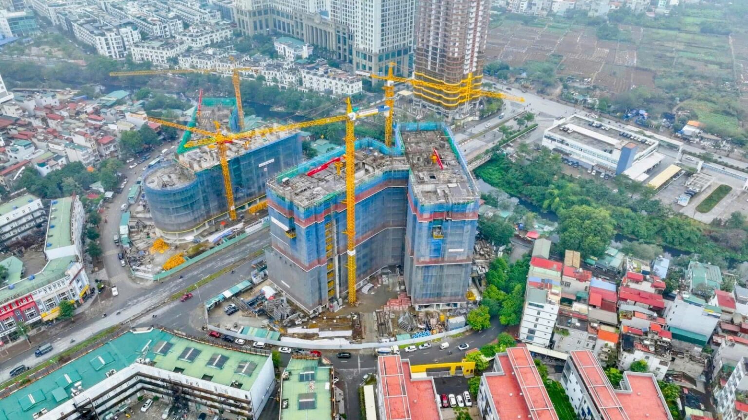 TIẾN ĐỘ XÂY DỰNG MỚI NHẤT THÁNG 4/2025